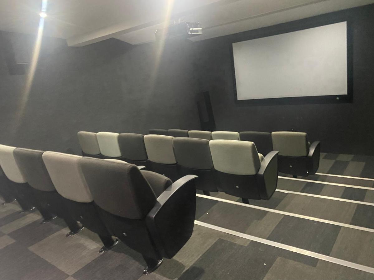 Lovely Rosebank 1-Bedroom Condo With Pool & Cinema Johannesbourg Extérieur photo